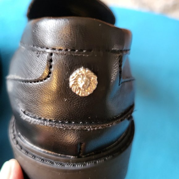 Anne Klein Black Loafer with Decorative Silver Chain - Picture 2 of 3